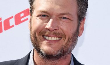 The Funniest Tweets About Blake Shelton Winning ‘Sexiest Man Of The Year’