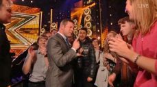 Dermot O’Leary Has To Get Strict With A Crazed Fan