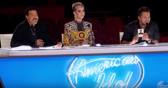 Katy Perry's Style On American Idol Is ICONIC