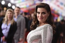 Idina Menzel To Join ‘American Idol’ for Disney Night