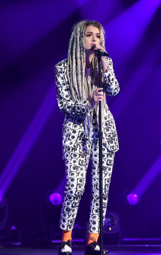 Fans Are Loving Zhavia's New Single, "Candlelight" Talent Recap