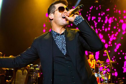 Robin Thicke New Years Eve