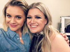 Kelly Clarkson’s Tour Has Been Filled With ‘The Voice’ Faves, Including…