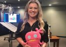 Kelly Clarkson Announces New Single Releasing This Week