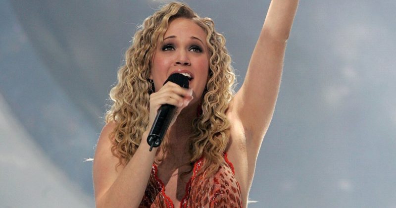 Carrie Underwood Pokes het Plezier Op Zichzelf Op de Verjaardag Van Haar 'American Idol' Win