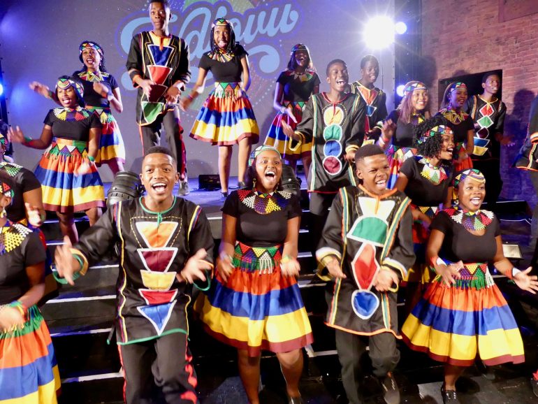 Video South African Ndlovu Youth Choir Have 'AGT' Judges On Their Feet