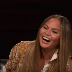 Chrissy Teigen bring the funny