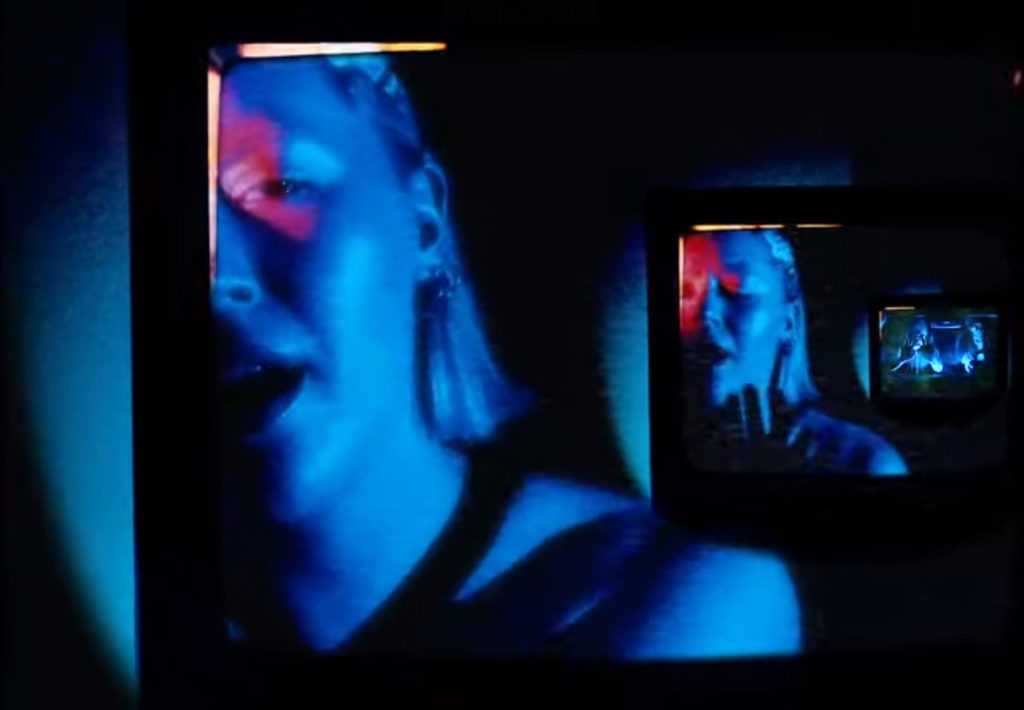 Chloe-MK-David-Bowie