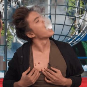 Shin Lim performing a magic trick on "Access."