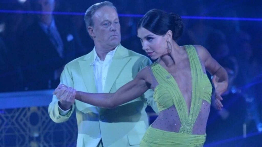 sean spicer dwts elimination