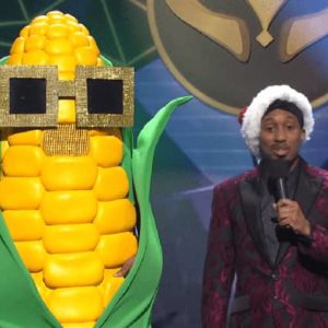 "SNL" parodies "The Masked Singer"