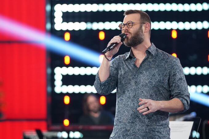 ‘The Voice’ Winner Todd Tilghman Previews Upcoming Christmas EP