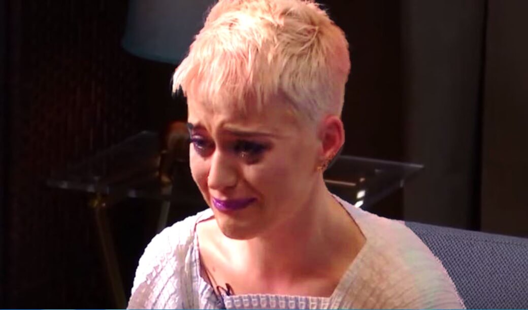 katy perry crying and pregnant american idol (1)