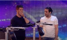 Dangerous Crossbow Act Puts Simon Cowell’s Life On The Line [VIDEO]