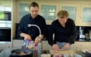 ‘BGT’ Judge David Walliams Cooks With ‘MasterChef’ Gordon Ramsay [VIDEO]