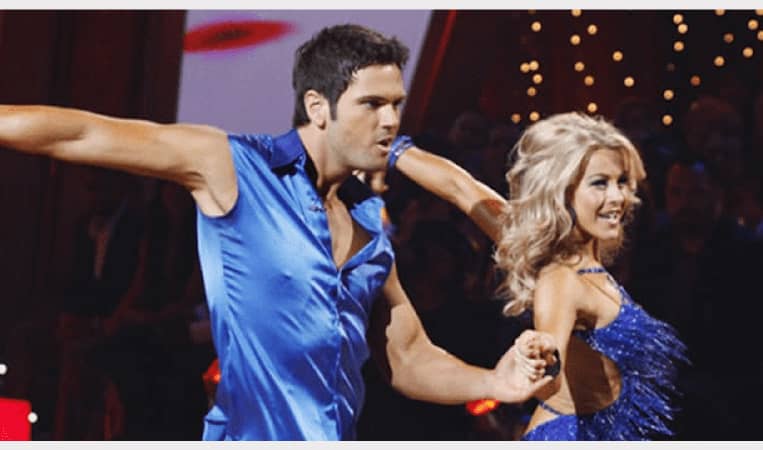 Julianne-Hough-Chuck-Wicks-Brooks-Laich-Dancing-With-The-Stars-AGT-Champions