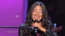 Contestant In Wheelchair Inspires ‘The Voice’ Coaches To Join Her On Stage