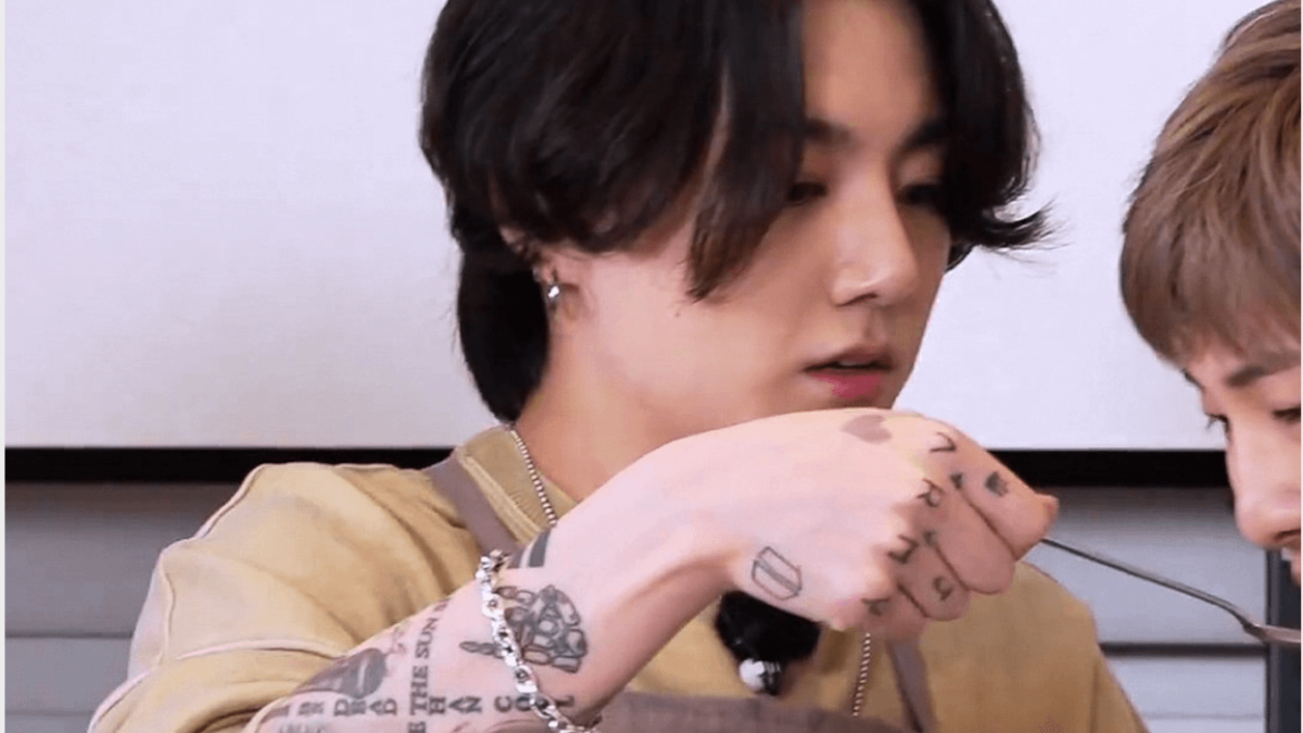 Bts S Jungkook Reveals New Tattoo And The Army Is In Love Photos Talent Recap