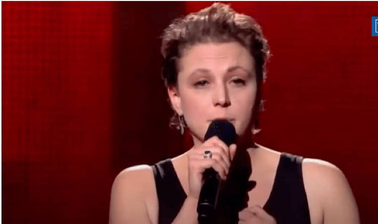 ‘The Voice Of Poland’ Contestant Lets Out Piercing Scream Before Doing This…[VIDEO]