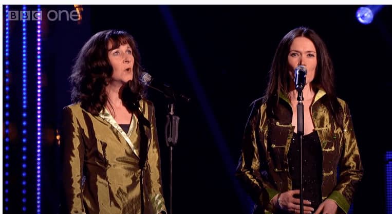 Opera Duo Gets Fastest Chair Turn EVER On ‘The Voice UK’ [VIDEO]