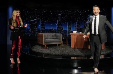 ‘AGT’ Judge Heidi Klum Talks Friendship with Howie Mandel on Jimmy Kimmel Live!