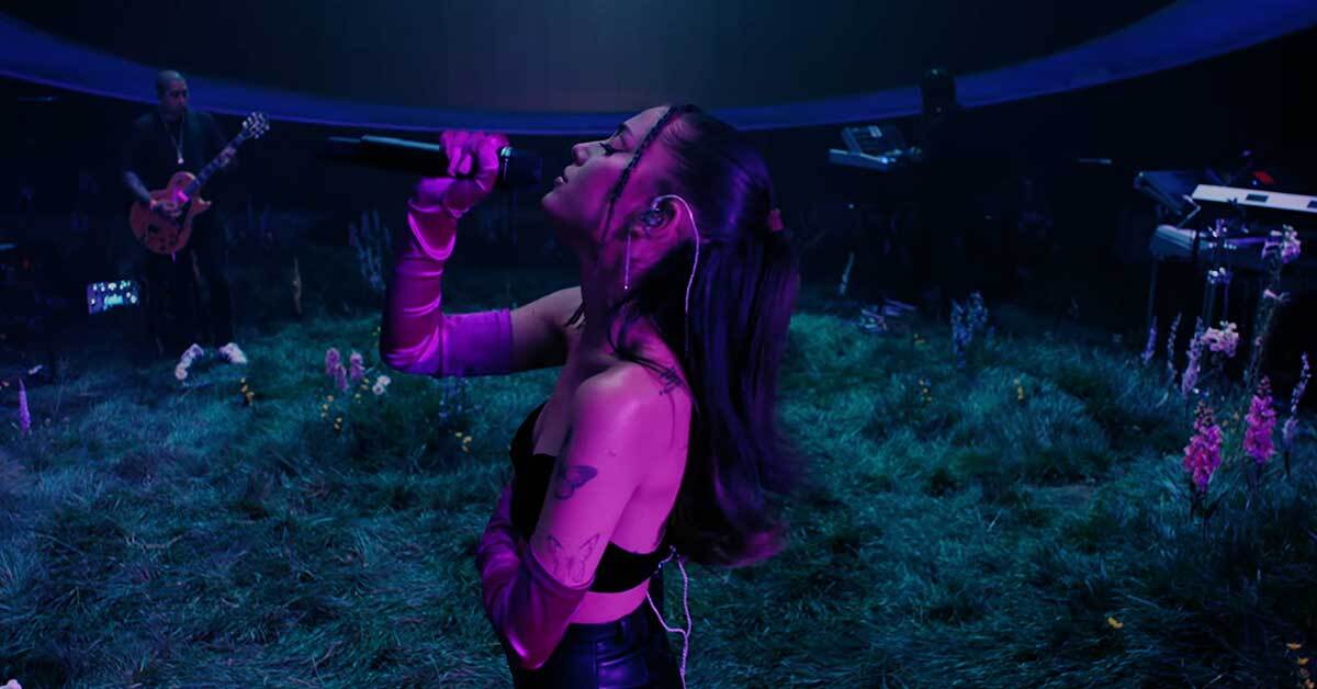 Ariana Grande’s Live Performance of ‘pov’ Will Give You Full-Body Chills