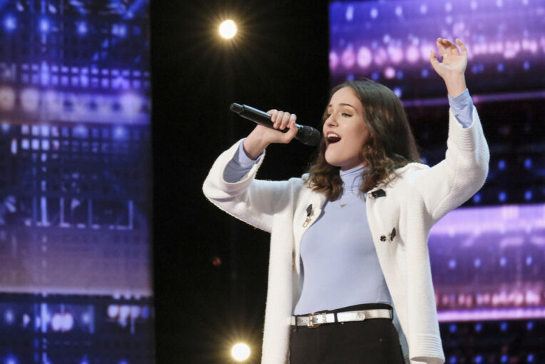 Tory Vagasy Asks Fans to Help Get Her to the ‘America’s Got Talent’ Live Shows