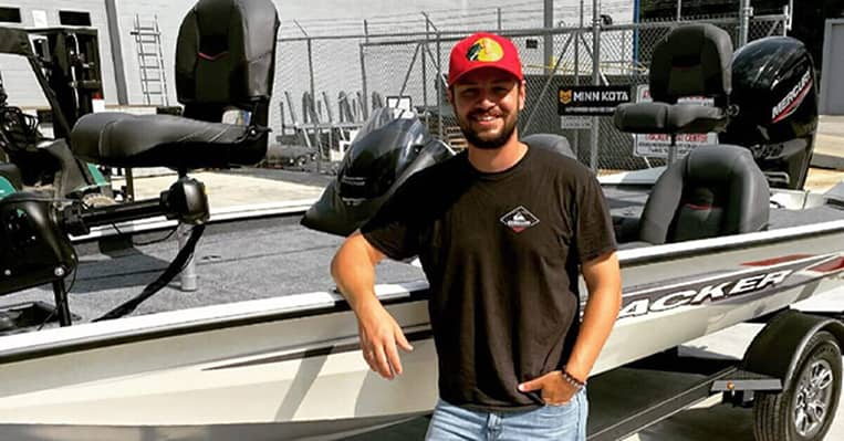 Chayce Beckham Buys a Boat