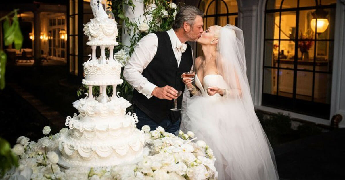 Blake Shelton Shows His Soft Side in Wedding Song to Gwen Stefani
