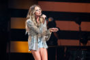 Carly Pearce Makes Her Debut on ‘The Voice’ Stage