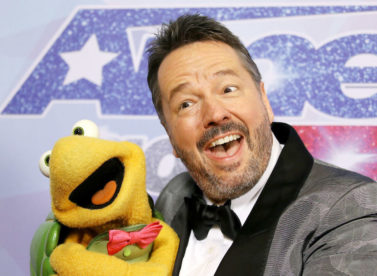 ‘AGT’ Winner Terry Fator Performs New Holiday Routine for Nick Cannon