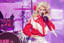 ‘Clash of The Cover Bands’ Recap: Dolly Parton Tribute Sounds Just Like Her!