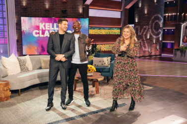 Kelly Clarkson Redeems Herself in Randy Jackson’s ‘Name That Tune’ Mini Game