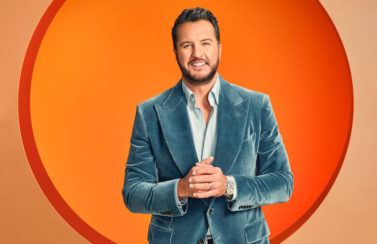 Luke Bryan Reflects on Having an Anxiety Attack Before Hosting Red Carpet