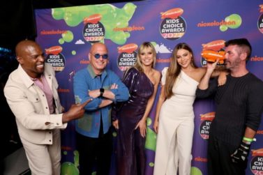 ‘AGT’s Howie Mandel Says He Got Covid-19 at the Kids’ Choice Awards