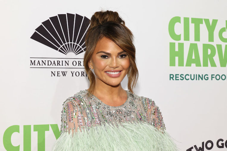 Chrissy Teigen Claps Back at Plastic Surgeon Who Made a Mockery of Her Face
