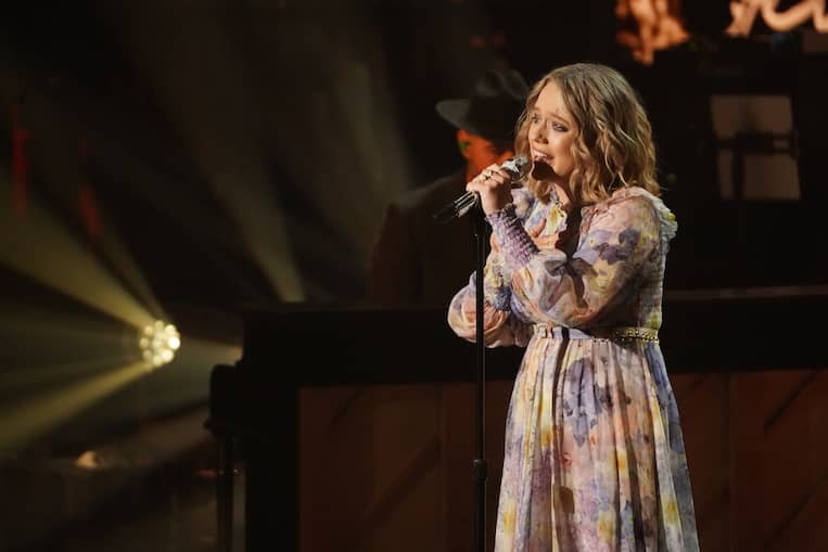 Leah Marlene performs in the Top 5 of 'American Idol'
