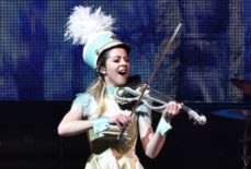 ‘AGT’ Alum Lindsey Stirling Announces Holiday Tour