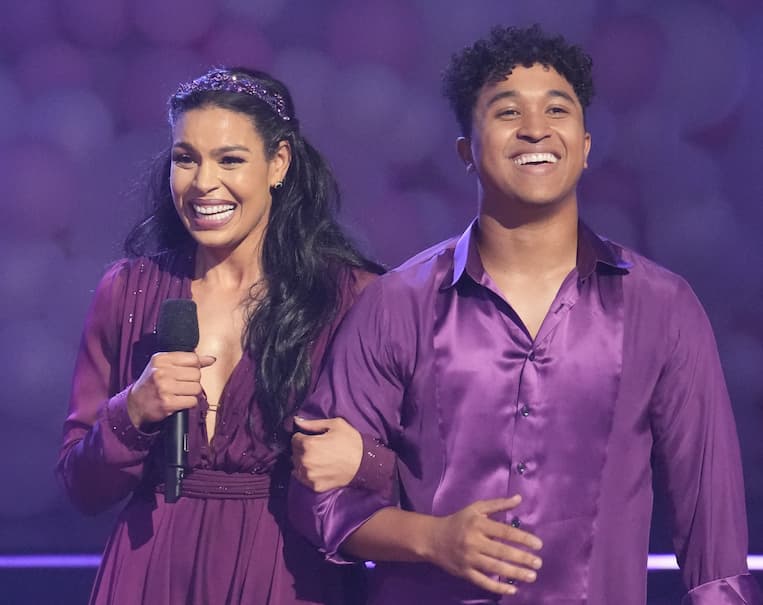 Some 'DWTS' Cast Members Reportedly Think Jordin Sparks is "Overconfident"