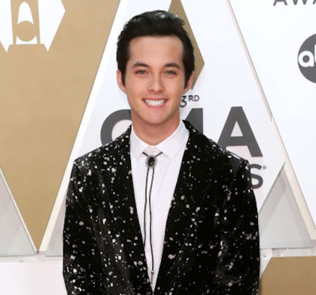 Laine Hardy at the 53rd Annual CMA Awards