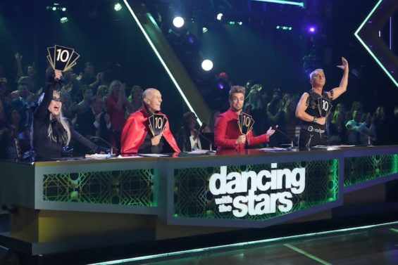 Len Goodmans Farewell A Tearjerking Dwts Moment - zj6tuoc