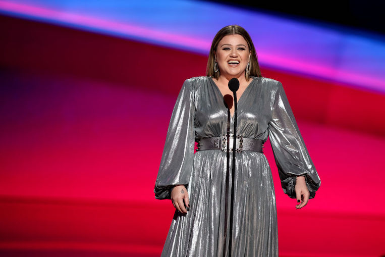 Kelly Clarkson at the 11th Annual NFL Honors