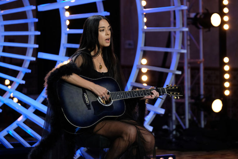 Erika Perry auditions for 'American Idol' season 19
