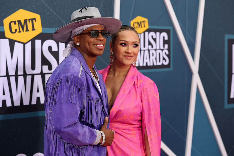 Jimmie Allen and Alexis Gale at the 2022 CMT Music Awards