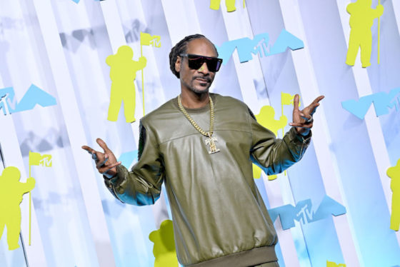 Snoop Dogg at the 2022 MTV Video Music Awards 