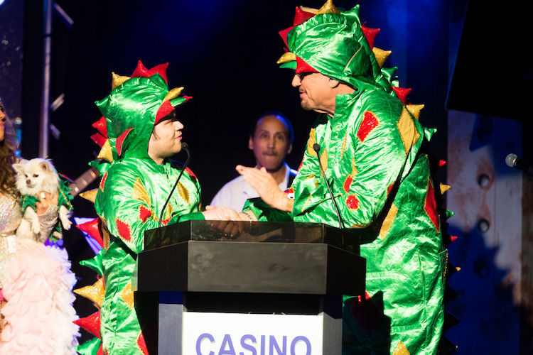 Piff The Magician and Penn Jillette at Global Gaming Expo's Seventh Annual Casino Entertainment Awards