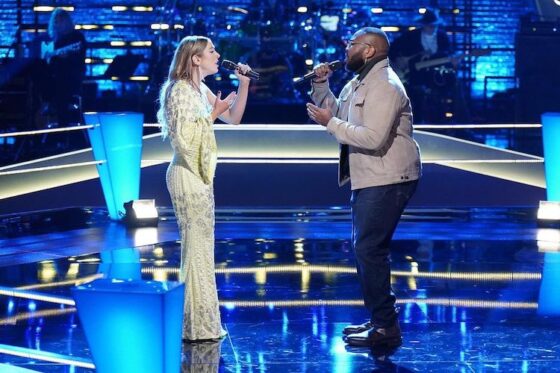 Alyssa Lazar and MANGUS perform on 'The Voice' Battle Rounds 