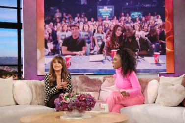 Paula Abdul Admits to Kicking Simon Cowell Under ‘American Idol’ Desk