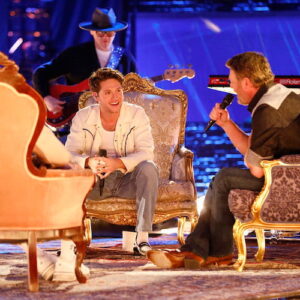 Niall Horan and Blake Shelton on 'The Voice'
