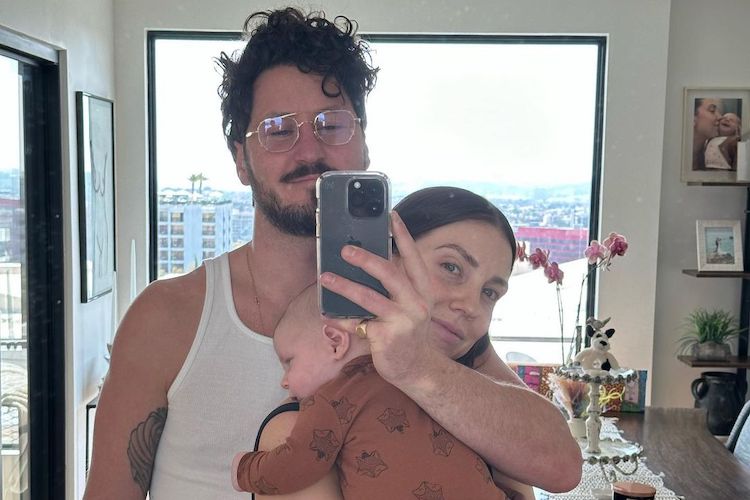 Val Chmerkovskiy and Jenna Johnson with their son Rome